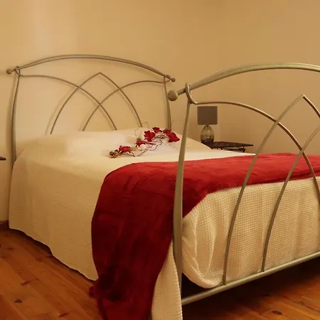 Mas Du Versadou, Chambres D'Hotes Et Gites 4* Saint-Gilles (Gard)