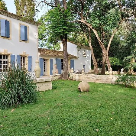 Mas Du Versadou, Chambres D'Hotes Et Gites Lejlighedshotel