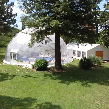 Mas Du Versadou, Chambres D'Hotes Et Gites 4* Saint-Gilles (Gard)
