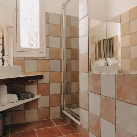 Mas Du Versadou, Chambres D'Hotes Et Gites
