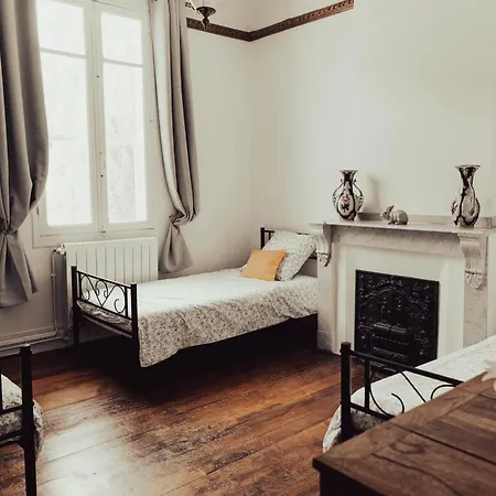 Mas Du Versadou, Chambres D'Hotes Et Gites 4*