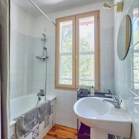 Apartamento Mas Du Versadou, Dans Un Espace Naturel Protege, Piscine Couverte Chauffee Toute L'annee, Et Salle De Jeux Saint-Gilles (Gard)
