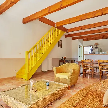 Apartman Mas Du Versadou, Dans Un Espace Naturel Protege, Piscine Couverte Chauffee Toute L'annee, Et Salle De Jeux Saint-Gilles