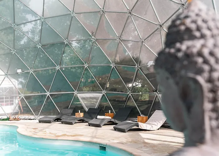 Mas Du Versadou, Dans Un Espace Naturel Protege, Piscine Couverte Chauffee Toute L'annee, Et Salle De Jeux דירה סן-ז'יל